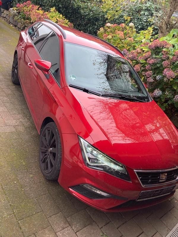 Gebraucht Seat Leon FR 131 PS (96 kW) 2020 Rot Kombi