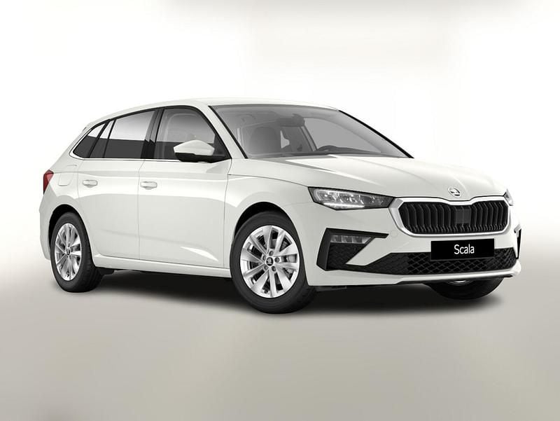 Candyweiß Neu 2025 Skoda Scala Kleinwagen | 29.371 € (Fairer Preis) - Bild 1/4