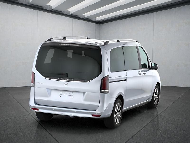 Gebraucht Mercedes V250 190 PS (139 kW) 2024 Silber Van / Kleinbus