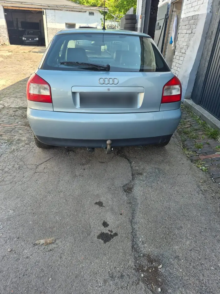 Używany Audi A3 150 KM (110 kW) 2002 Niebieski Hatchback