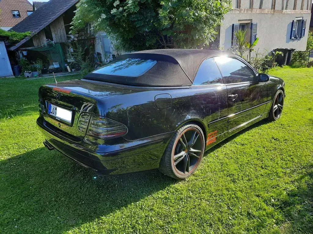 Gebraucht Mercedes CLK200 Avantgarde 163 PS (119 kW) 2001 Schwarz Cabrio