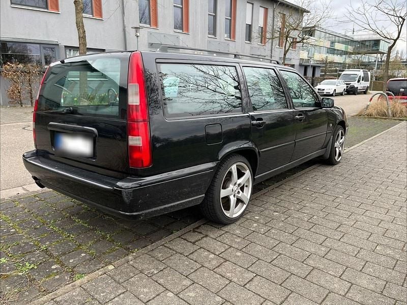 Gebraucht Volvo V70 126 PS (92 kW) 1997 Schwarz Kombi