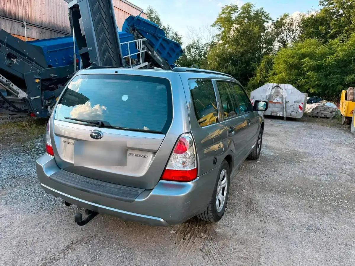 Gebraucht Subaru Forester 158 PS (116 kW) 2006 Grau SUV