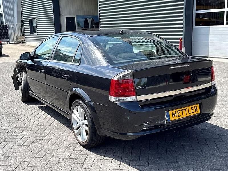 Gebraucht Opel Vectra 147 PS (108 kW) 2009 Schwarz Limousine