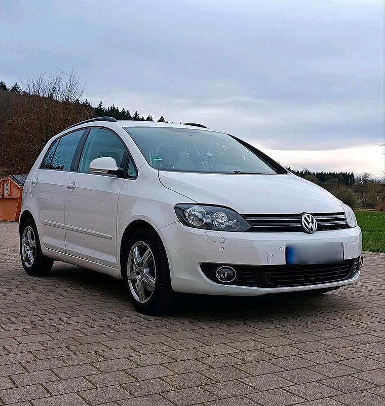 Gebraucht VW Golf VI Style 140 PS (102 kW) 2011 Weiß Kleinwagen