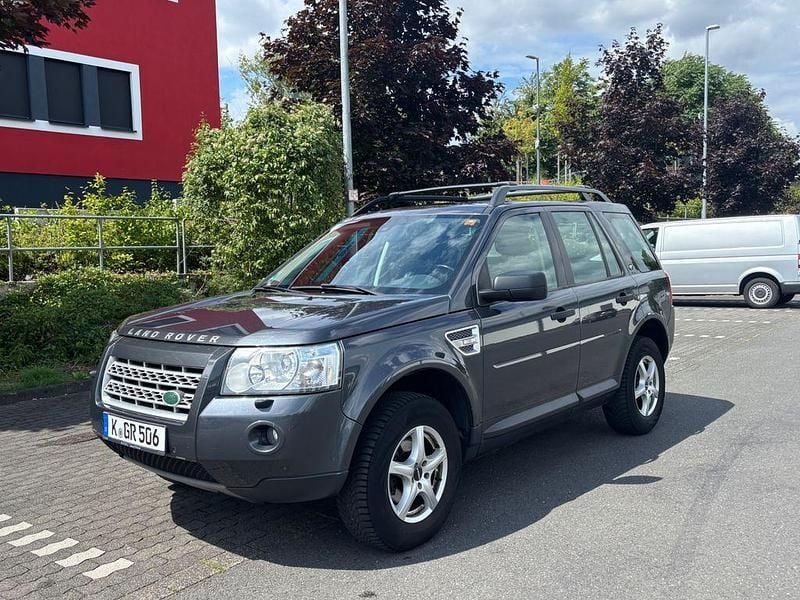 Grau Gebraucht 2009 Land Rover Freelander 2 SUV | 5.900 € (Etwas zu teuer) - Bild 1/4
