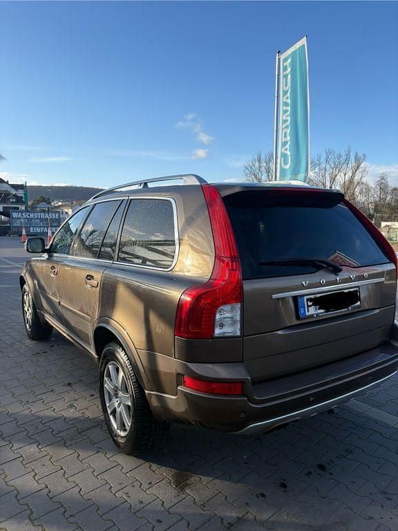 Gebraucht Volvo XC90 Momentum 200 PS (147 kW) 2012 Braun SUV