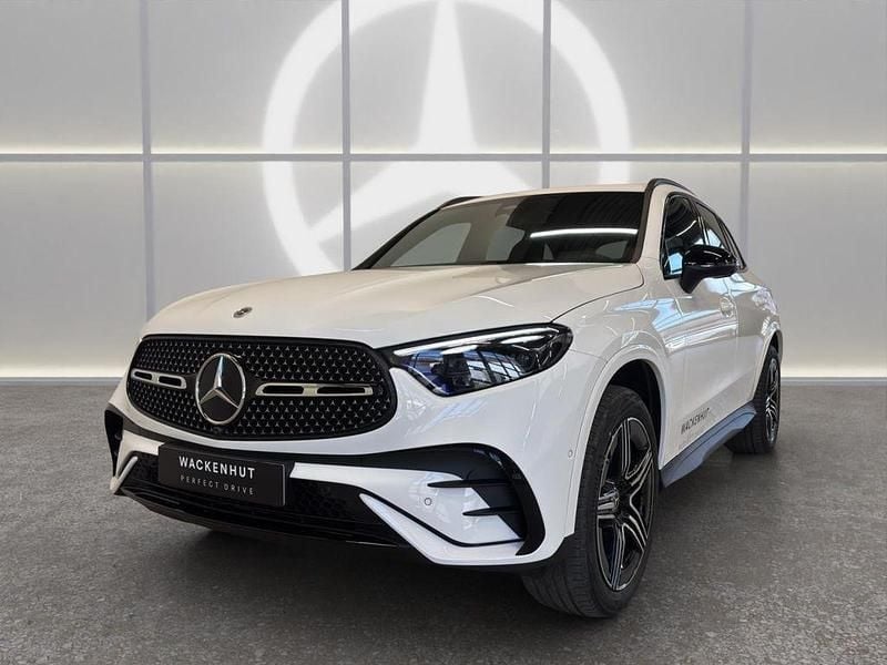 Gebraucht Mercedes GLC300e Advanced Plus 197 PS (144 kW) 2026 Weiß SUV