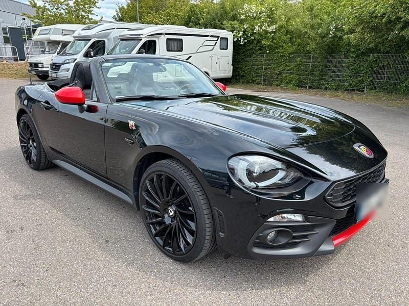 Second-hand Abarth 124 Spider 170 CP (125 kW) 2017 Negru Cabrio