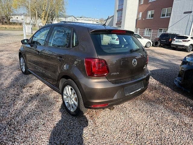Gebraucht VW Polo Comfortline 90 PS (66 kW) 2016 Braun Limousine