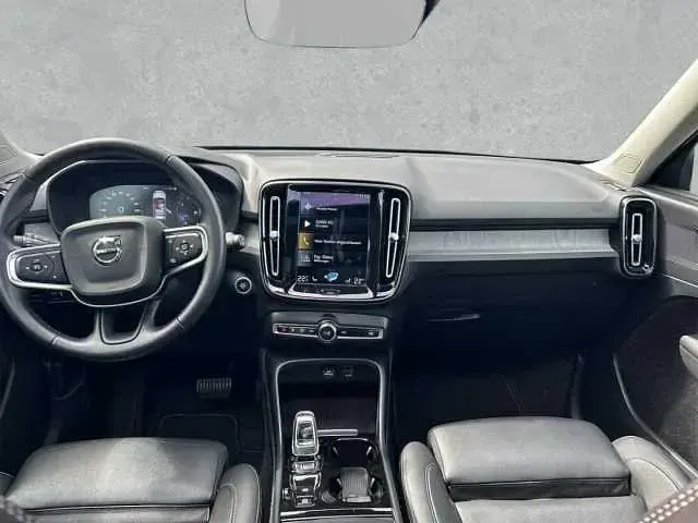 Gebraucht Volvo XC40 145 PS (106 kW) 2021 SUV