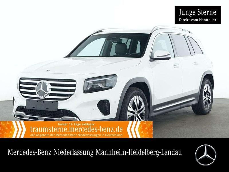 Weiß Gebraucht 2024 Mercedes GLB250 Progressive SUV | 45.790 € (Guter Preis) - Bild 1/3