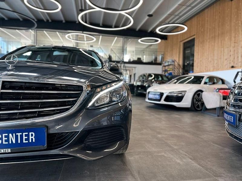 Gebraucht Mercedes C180 156 PS (114 kW) 2016 Grau Kombi