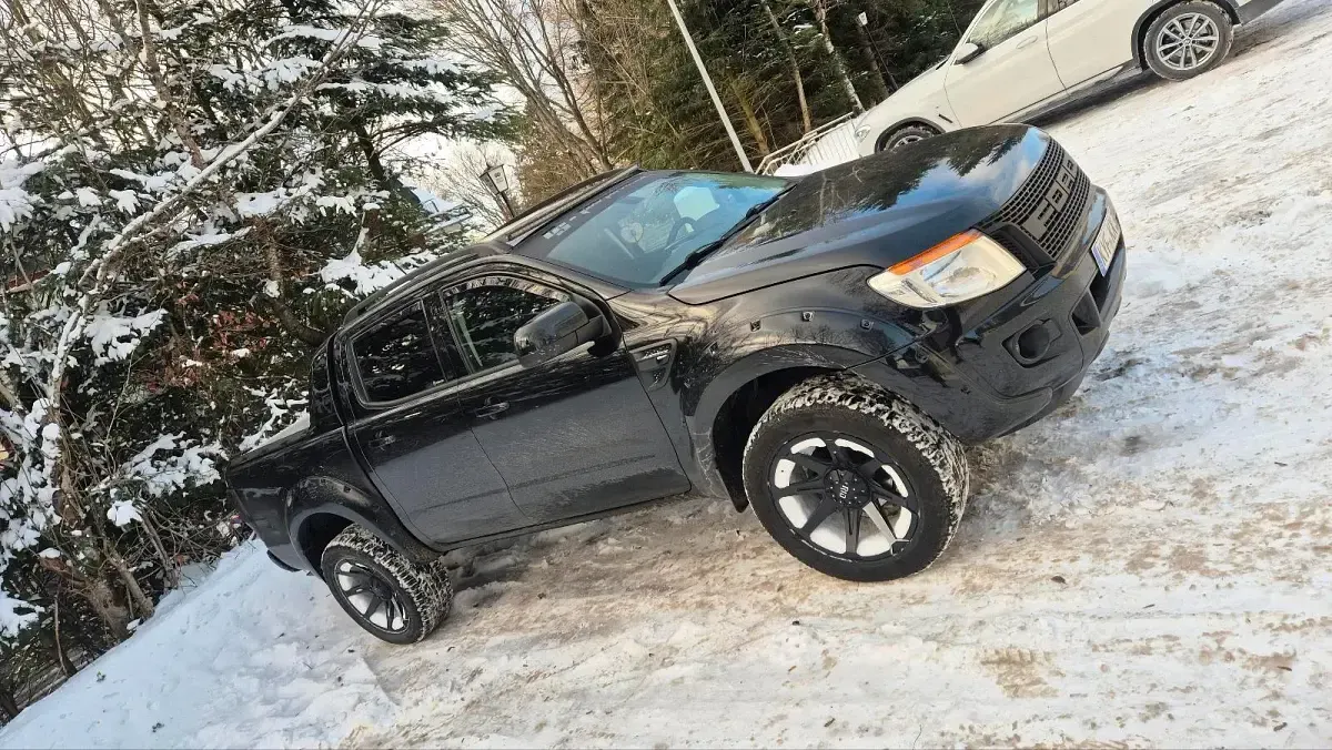 Gebraucht Ford Ranger 180 PS (132 kW) 2012 Schwarz Pickup