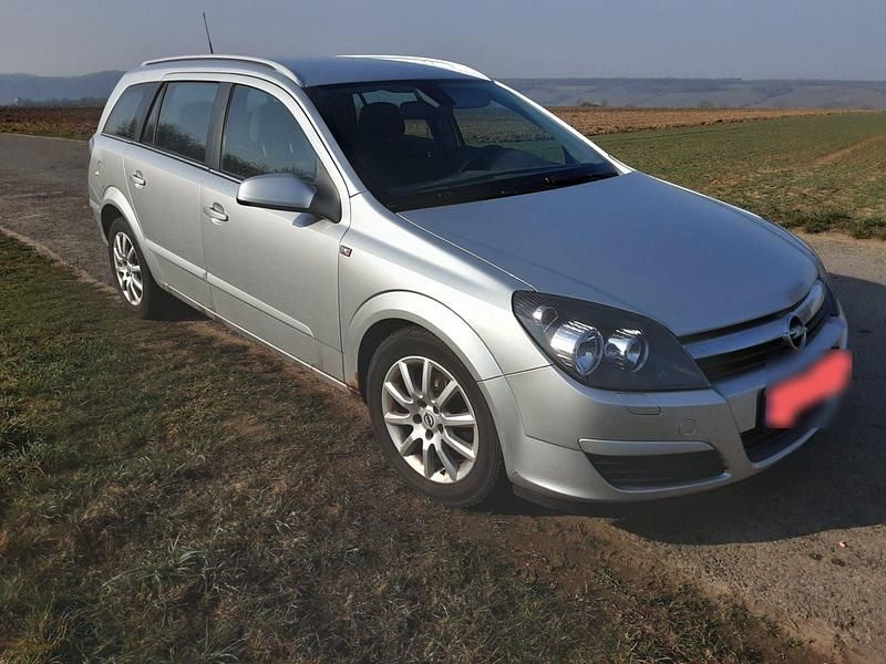 Gebraucht Opel Astra 125 PS (91 kW) 2005 Silber Kombi