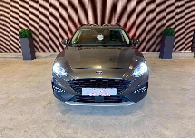 Gebraucht Ford Focus 155 PS (114 kW) 2020 Grau Kombi