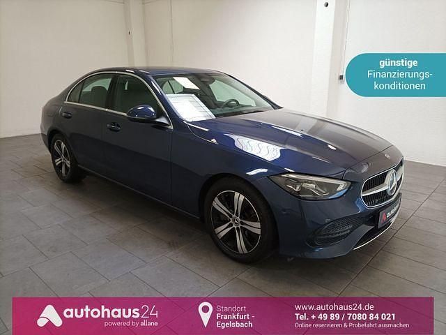 Blau Gebraucht 2024 Mercedes C200 Avantgarde Limousine | 37.970 € (Fairer Preis) - Bild 1/4