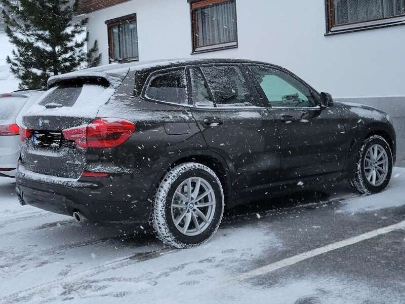 Braun Gebraucht 2018 BMW X3 Advantage SUV | 26.500 € (Fairer Preis) - Bild 1/4