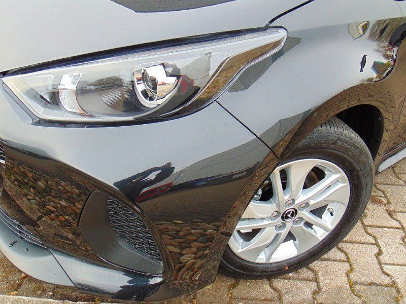 Gebraucht Mazda 2 Center-Line 116 PS (85 kW) 2022 Andere farbe Kleinwagen