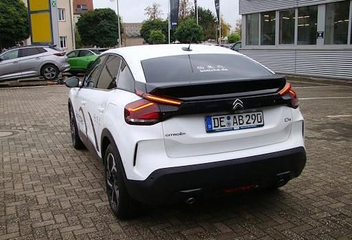 Gebraucht Citroën C4 Feel 131 PS (96 kW) 2021 Weiß Limousine