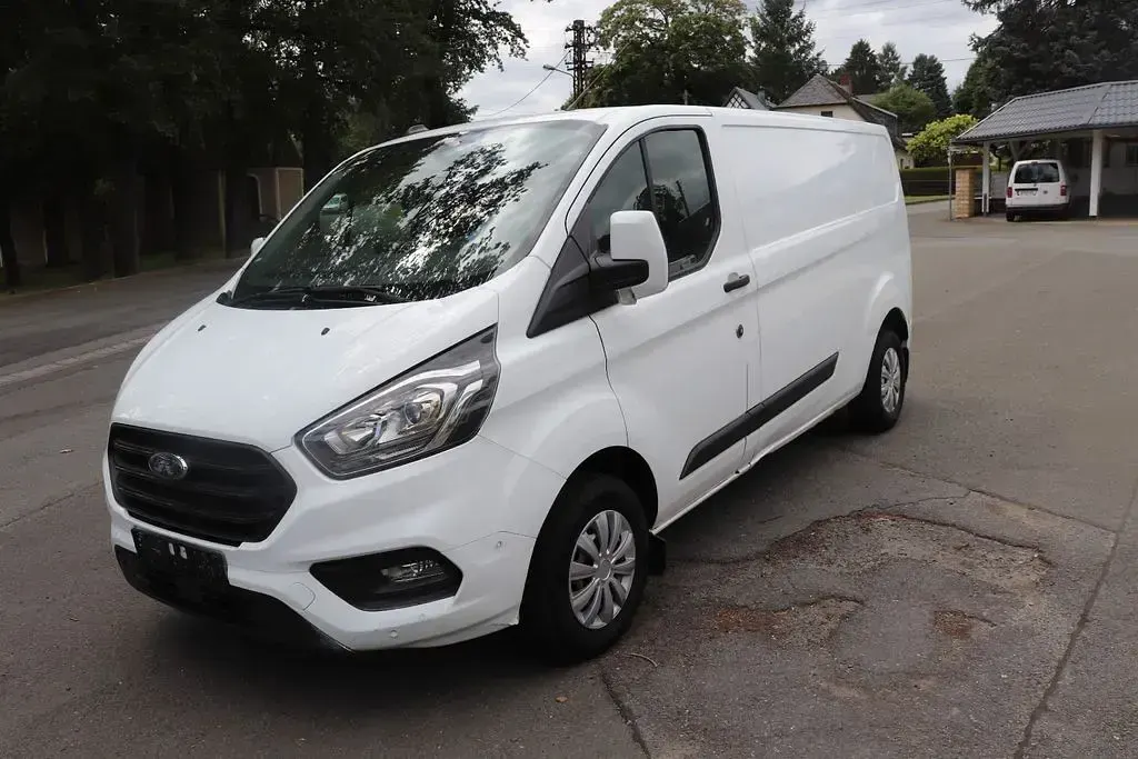 Gebraucht Ford Transit Custom 105 PS (77 kW) 2022 Weiß Limousine