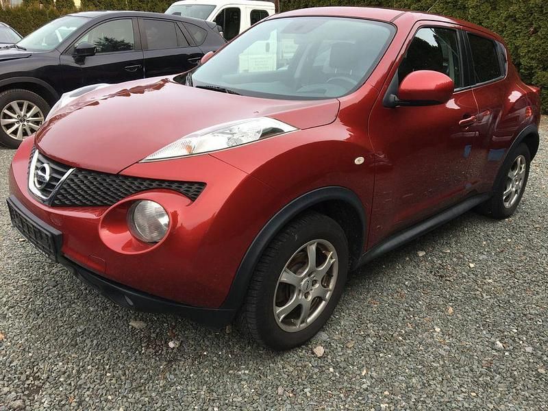 Gebraucht Nissan Juke Acenta 117 PS (86 kW) 2010 Rot SUV