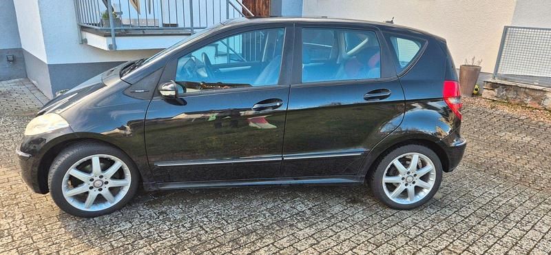 Gebraucht Mercedes A150 Avantgarde 95 PS (69 kW) 2007 Schwarz Kleinwagen