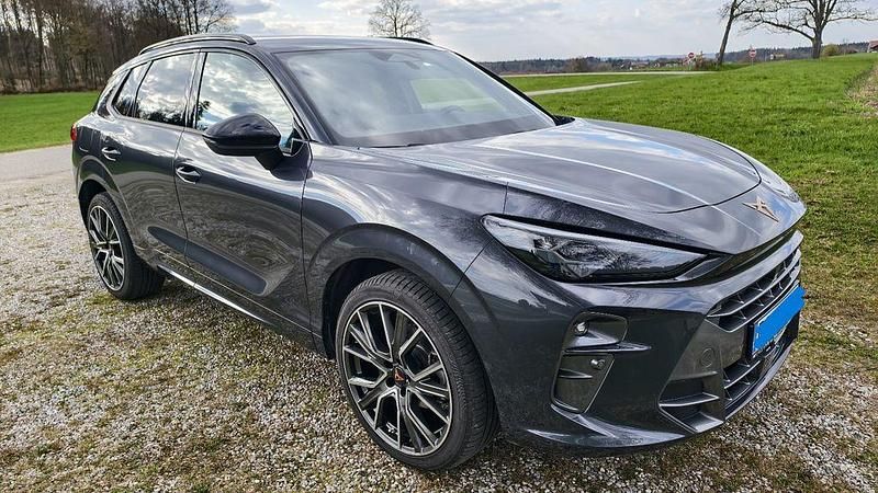 Second-hand Cupra Terramar 150 CP (110 kW) 2025 Gri SUV