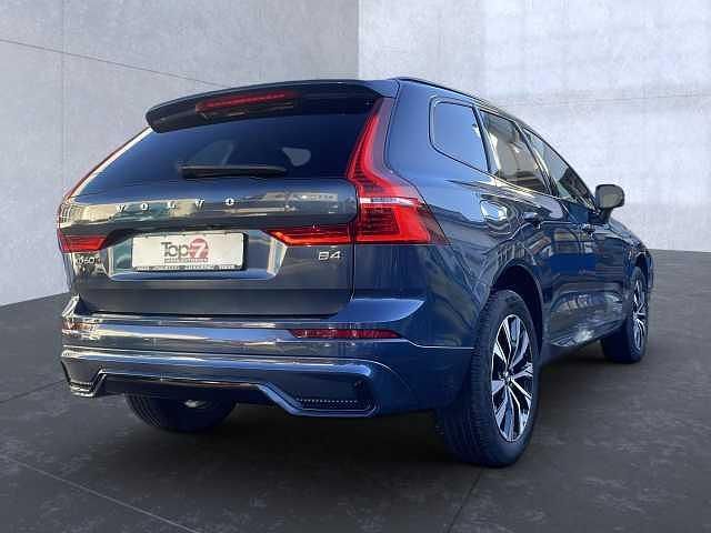Gebraucht Volvo XC60 Plus 197 PS (144 kW) 2022 Blau SUV