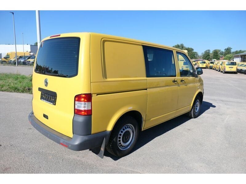 Gebraucht VW T5 84 PS (61 kW) 2011 Ginstergelb r1032 Van