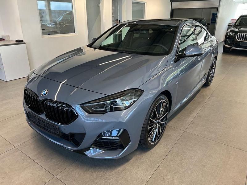 Grau Gebraucht 2024 BMW 218 M Sport Coupé | 29.990 € (Fairer Preis) - Bild 1/4