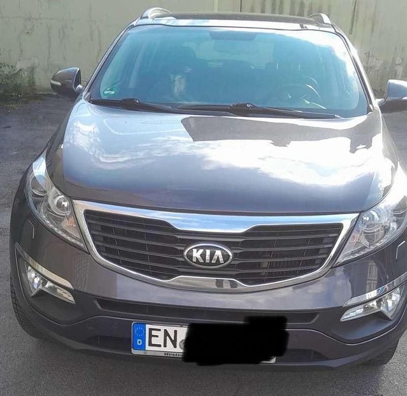 Grau Gebraucht 2013 Kia Sportage SUV | 9.999 € (Fairer Preis) - Bild 1/4
