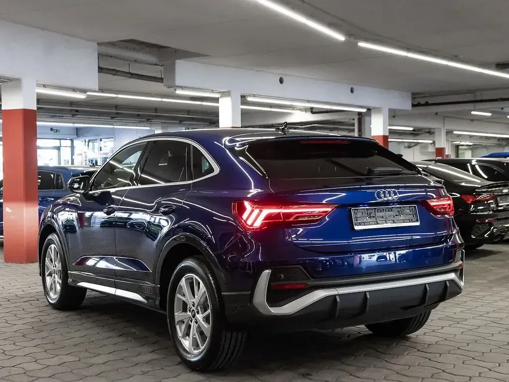 Gebraucht Audi Q3 Sportback S-Line 150 PS (110 kW) 2025 Navarrablau metallic SUV