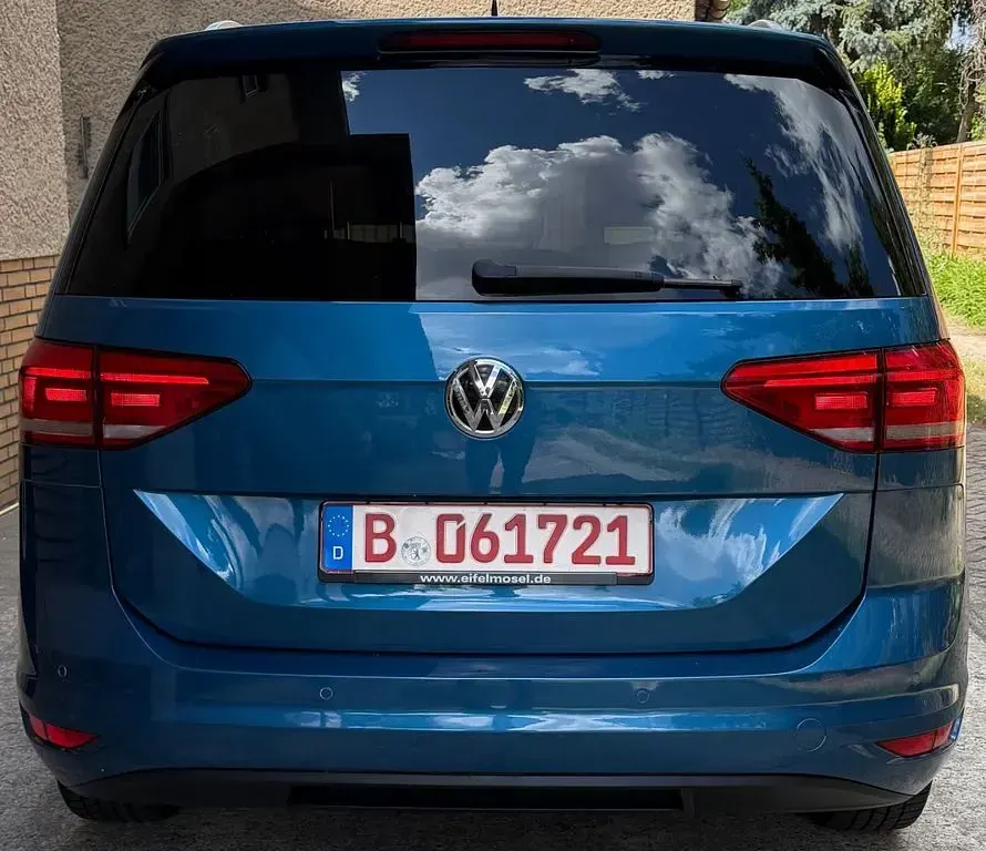 Gebraucht VW Touran IQ Drive 116 PS (85 kW) 2020 Blau Van / Kleinbus