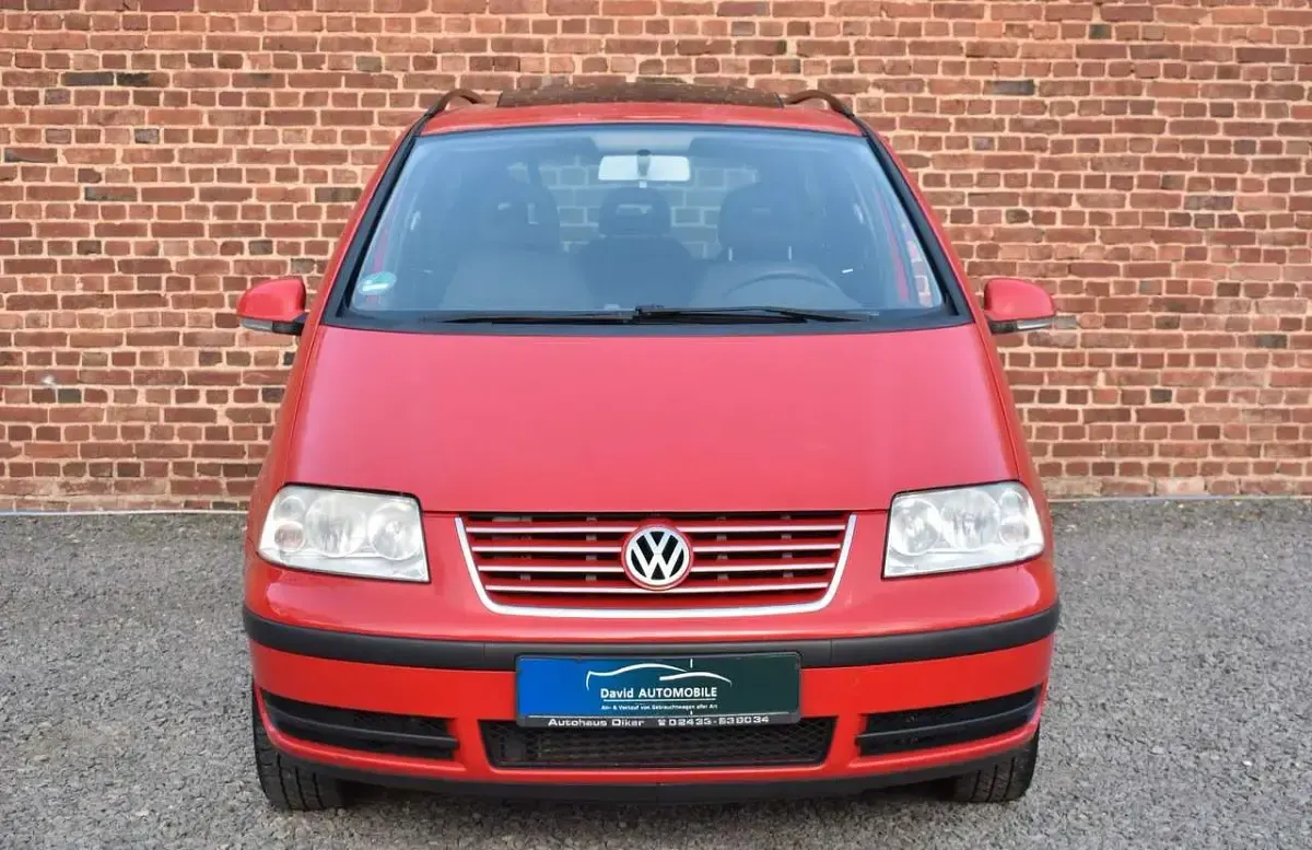 Gebraucht VW Sharan S 116 PS (85 kW) 2004 Rot Van / Kleinbus