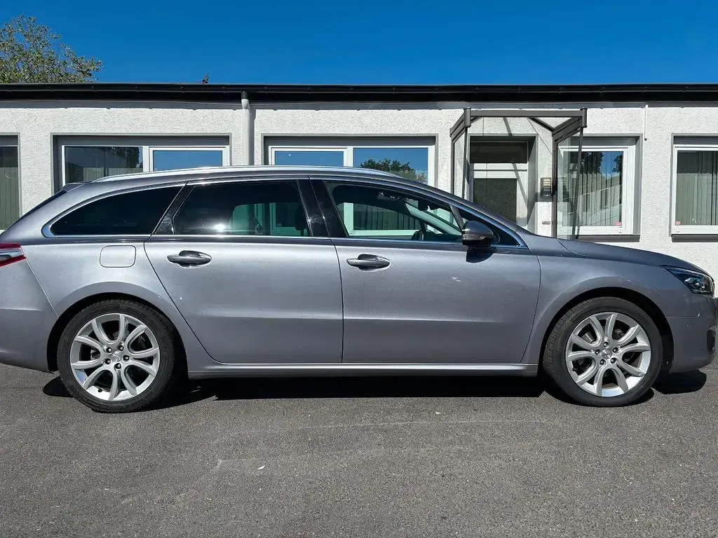Gebraucht Peugeot 508 SW Allure 150 PS (110 kW) 2015 Grau Kombi
