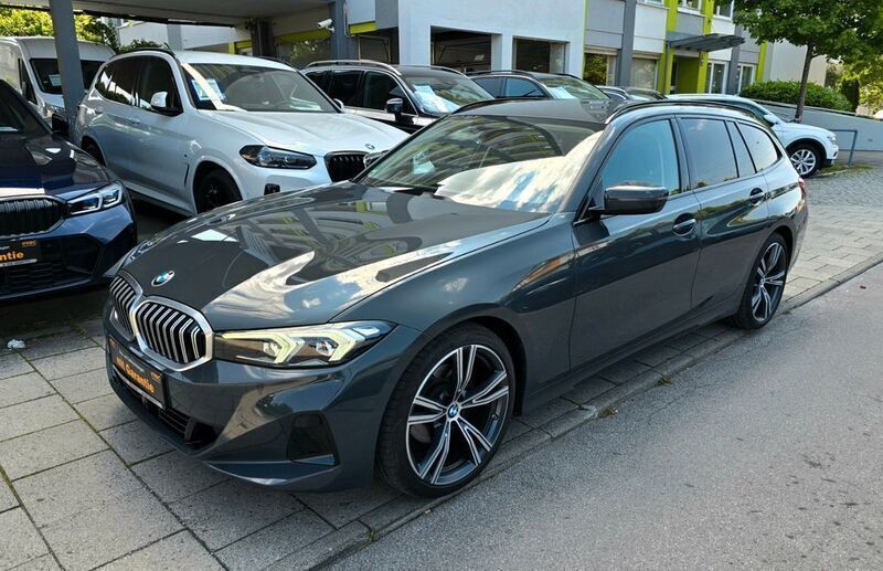 Grau Gebraucht 2024 BMW 320 M Sport Limousine | 37.950 € (Superpreis) - Bild 1/4