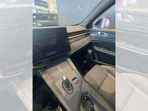 Neu Lynk & Co 01 280 PS (205 kW) 2026 Schwarz (schwarz) SUV
