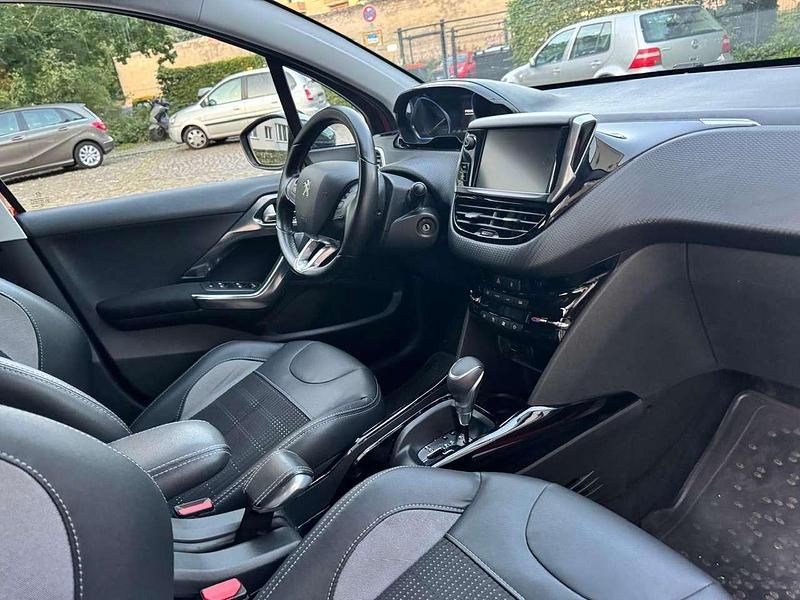 Gebraucht Peugeot 2008 Allure 110 PS (80 kW) 2016 SUV