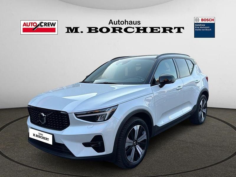 Gebraucht Volvo XC40 Plus 261 PS (191 kW) 2022 Weiß SUV