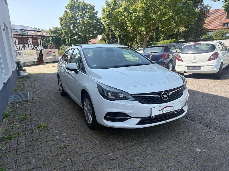 Weiß Gebraucht 2020 Opel Astra Edition Kombi | 8.900 € (Superpreis) - Bild 1/4
