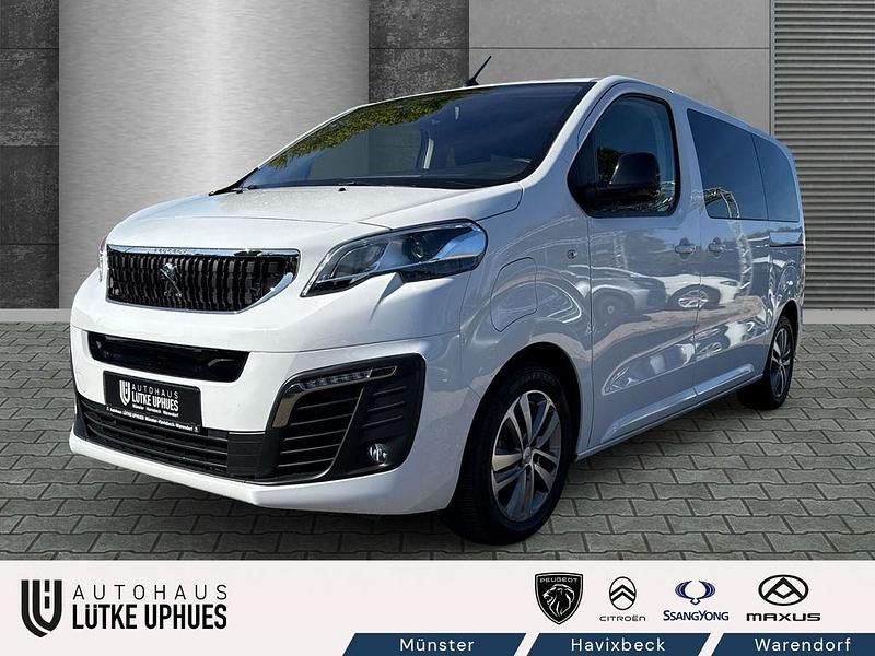 Weiß Gebraucht 2023 Peugeot e-Traveller Active Van / Kleinbus | 32.880 € (Fairer Preis) - Bild 1/4