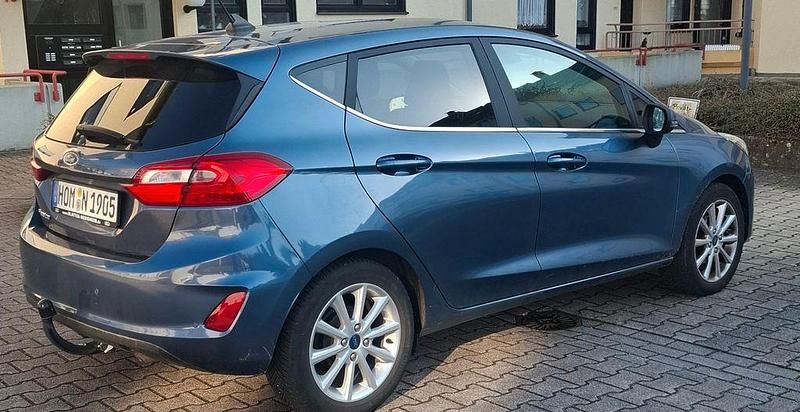 Gebraucht Ford Fiesta Active 95 PS (69 kW) 2020 Blau Kleinwagen