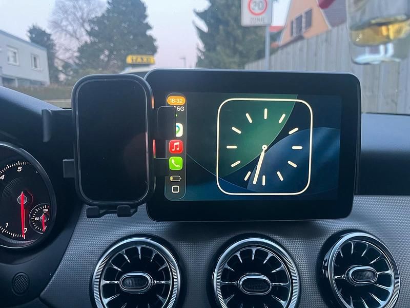 Gebraucht Mercedes CLA180 2016 Weiß Limousine