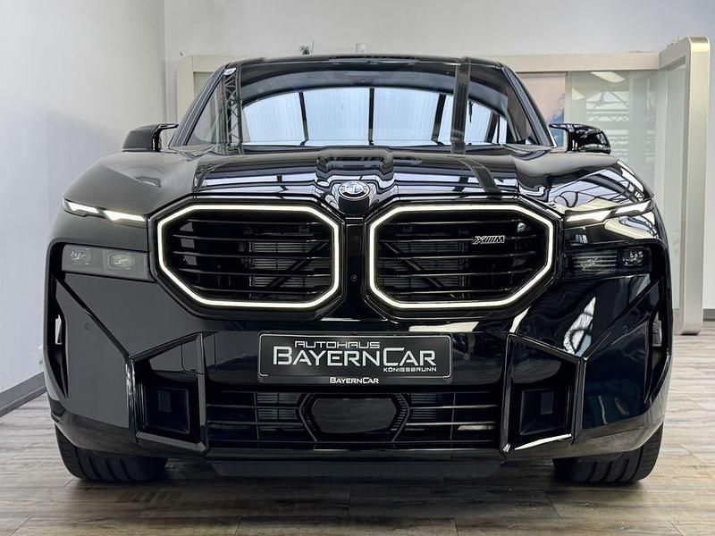 Gebraucht BMW XM Comfort Edition 476 PS (350 kW) 2025 (0475) saphirschwarz metallic SUV