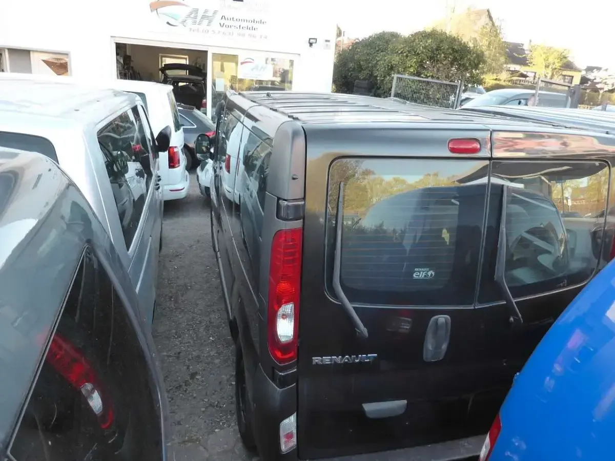 Brugt Renault Trafic 114 HK (83 kW) 2010 Sort MPV