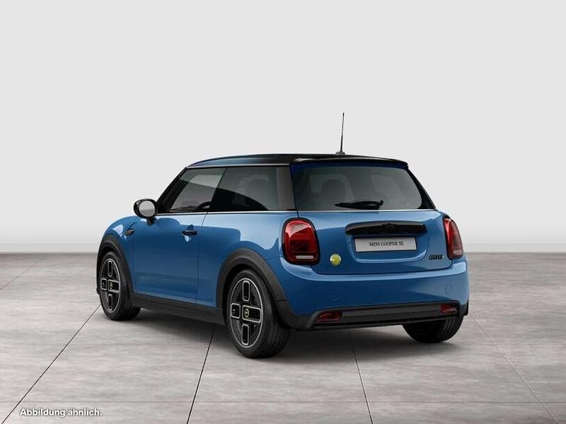 Gebraucht Mini Cooper SE 135 kW (184 PS) 2021 Blau Kleinwagen