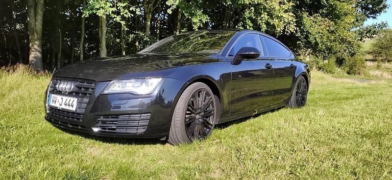 Schwarz Gebraucht 2013 Audi A7 Sportback Comfort Kleinwagen | 20.100 € (Etwas zu teuer) - Bild 1/4