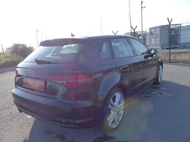 Gebraucht Audi A3 S-Line 110 PS (80 kW) 2015 Mythosschwarz Limousine