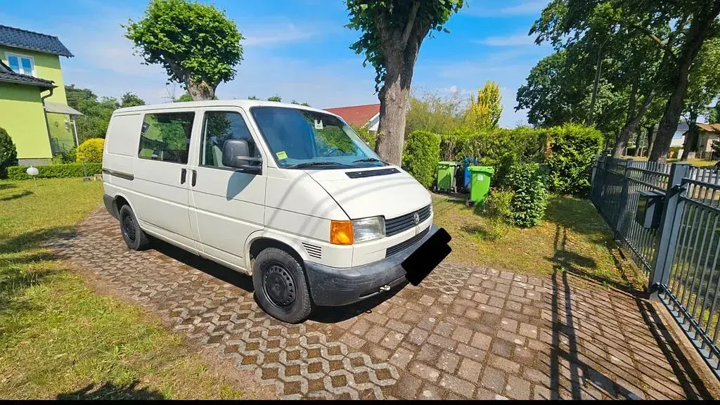 Gebraucht VW T4 68 PS (50 kW) 2001 Weiß Van